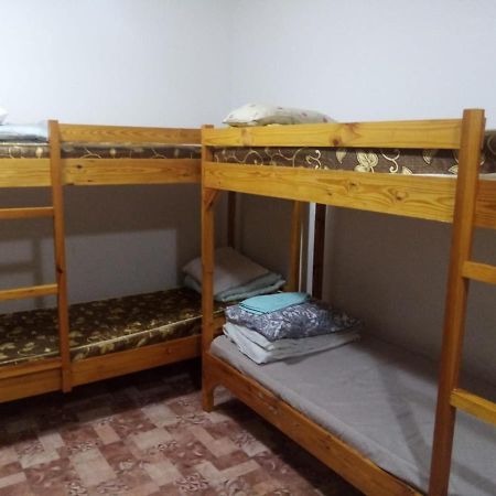 Hostel Raikhan Atyraū Esterno foto